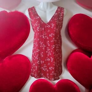 Maurices Red Floral V-Neck Top Size XL NWT